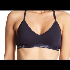 Calvin Klein Motive Lightly Lined Bralette